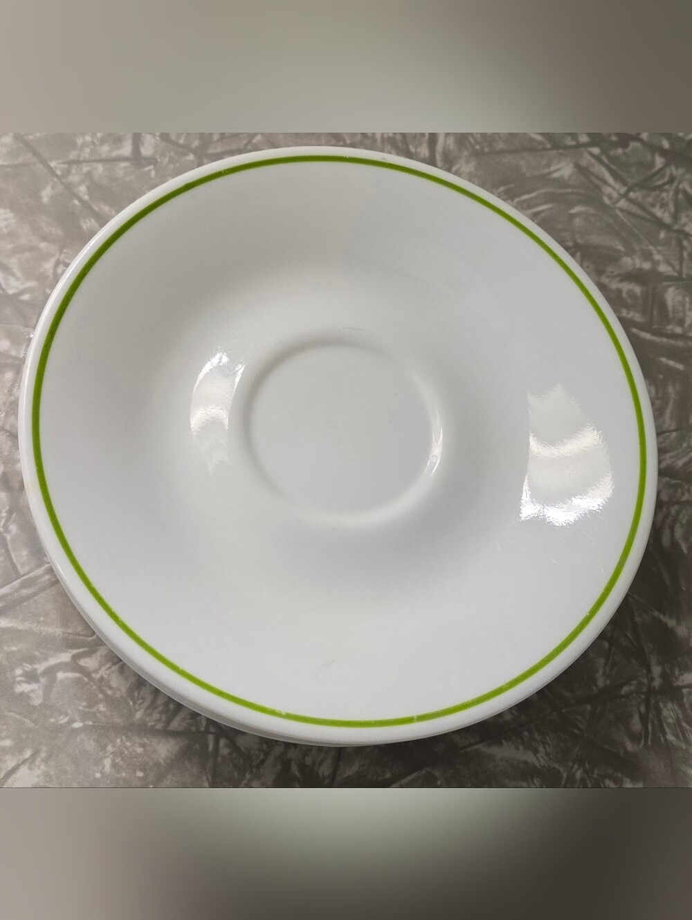 Corelle Preowned Saucer Plates White Green Spring Meadow Set of 8 6.25in